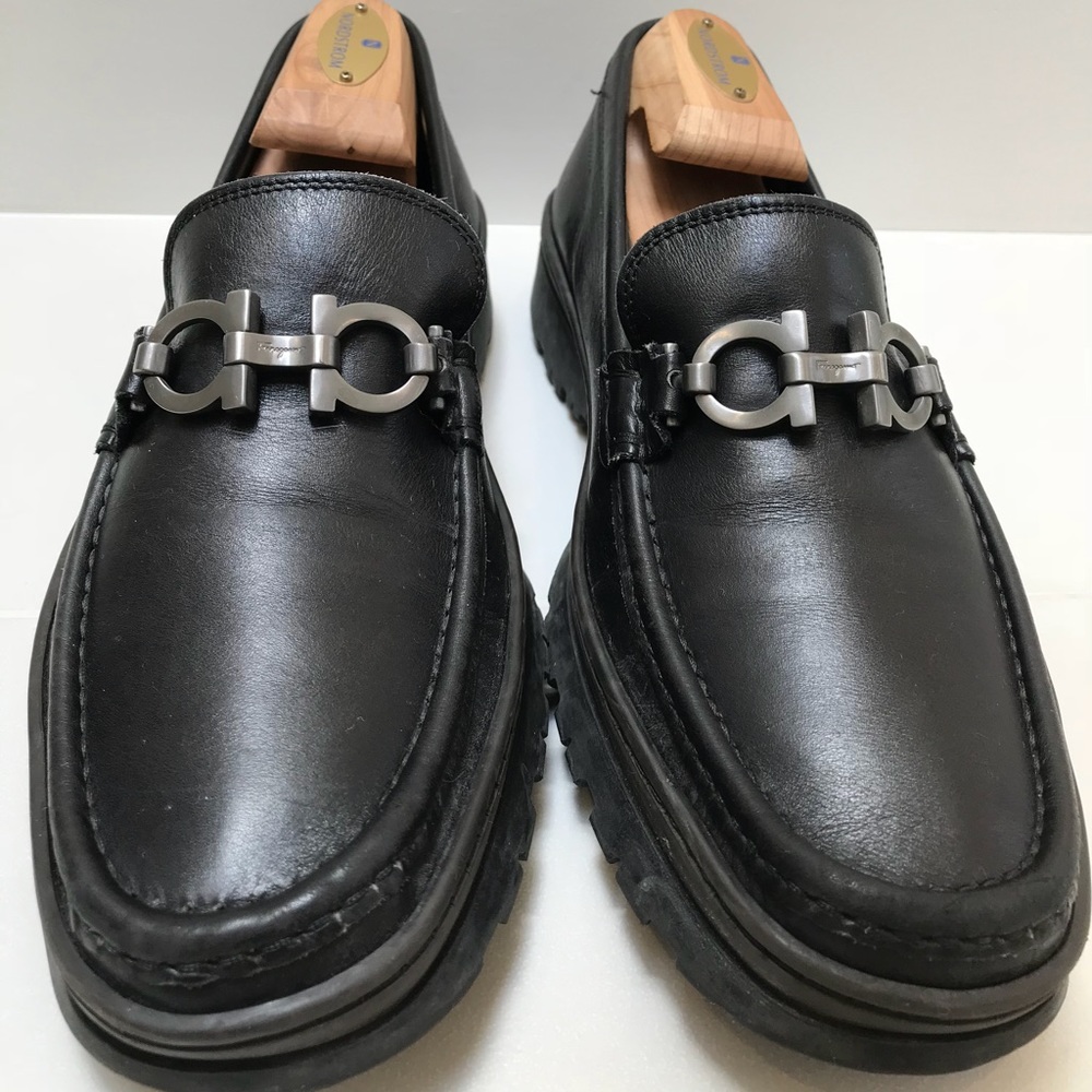 Ferragamo black leather men’s shoes